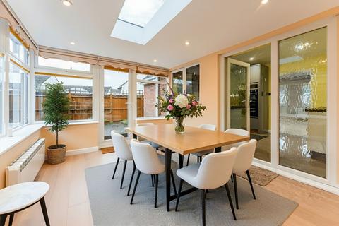 undefined, Queensway, Watton