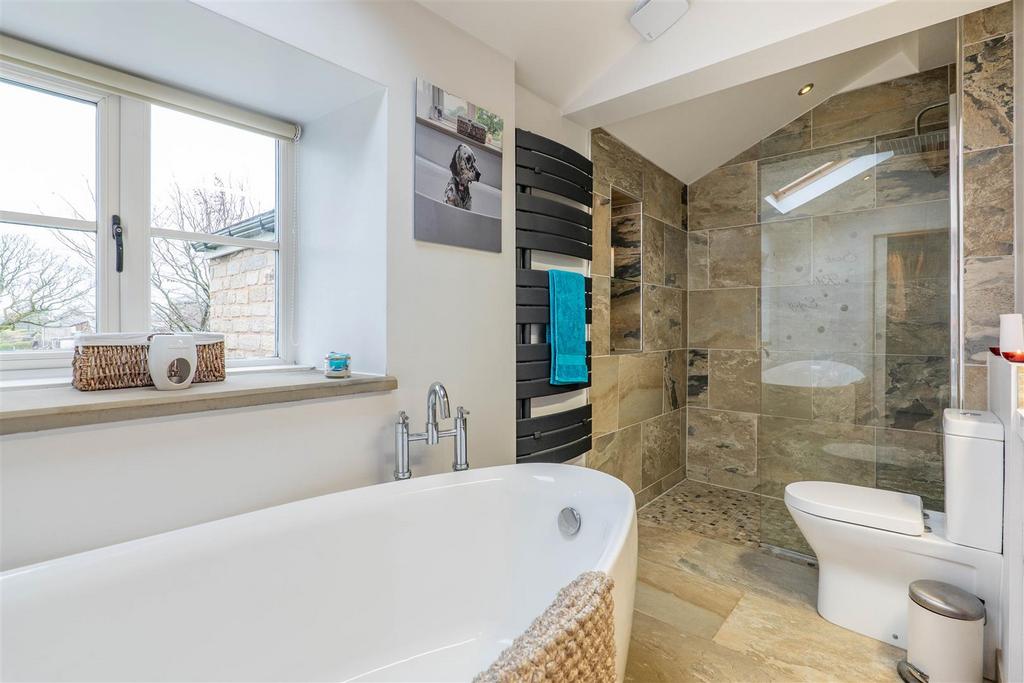Master Bedroom Ensuite