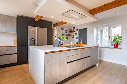 4 bedroom detached house for sale, Tockholes Road, Tockholes,
