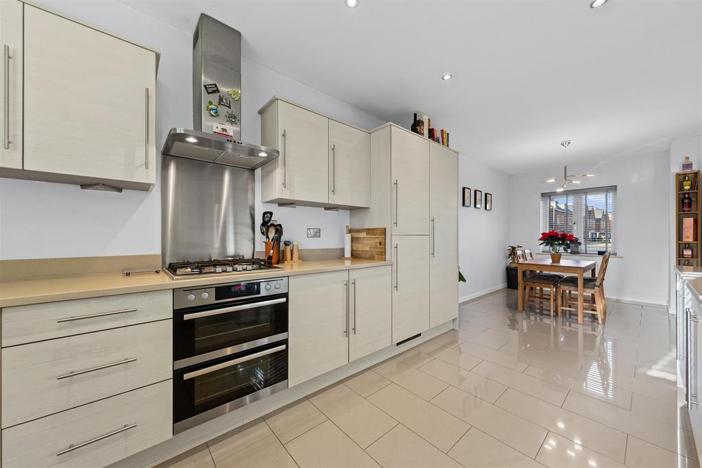 5 Jennings Cl Web24.jpg