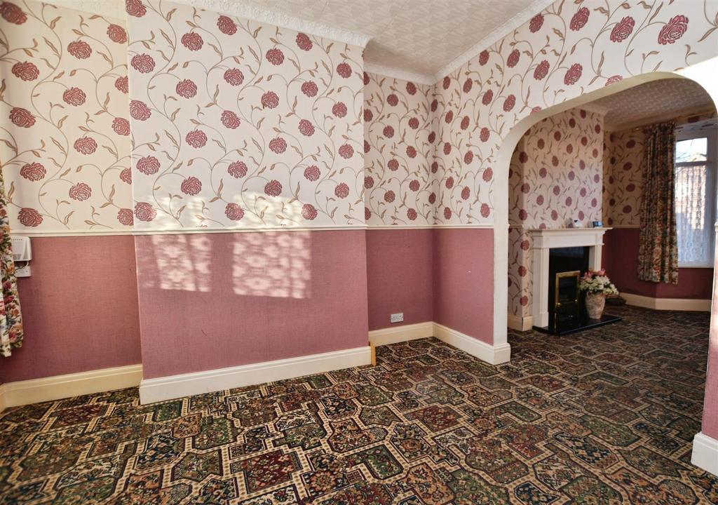 Through Lounge/Diner