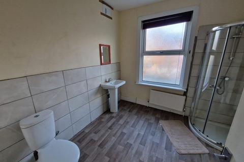 undefined, Turnpike, London N15