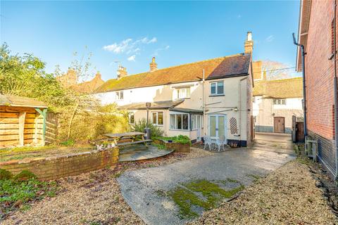 undefined, Newbury Street, Lambourn, Hungerford, Berkshire, RG17