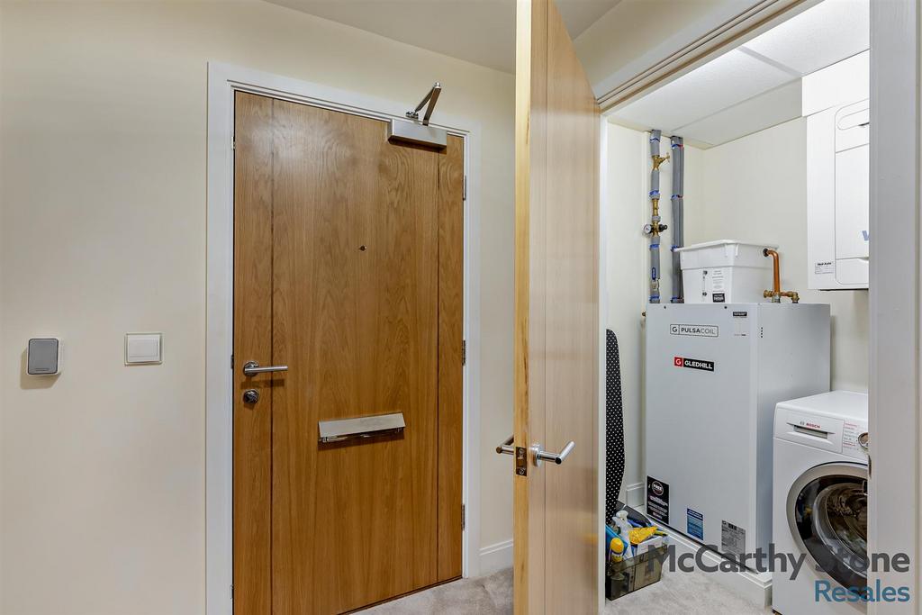 8672489-interior03-800.jpg