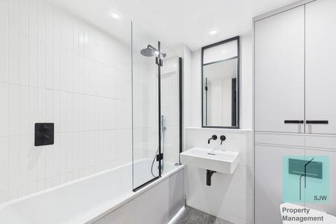 undefined, Windsor Square, London SE18
