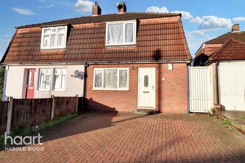 2 bedroom semi-detached house for sale, Keats Avenue, Romford