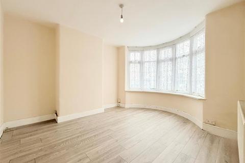 undefined, Salisbury Avenue, Barking