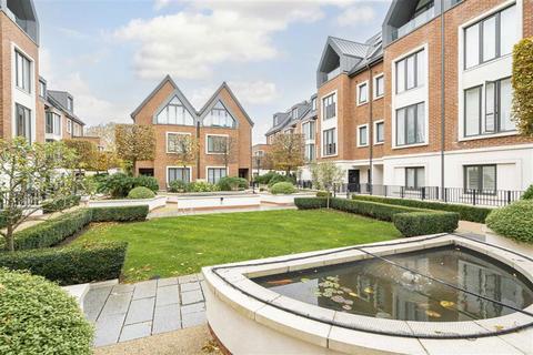 4 bedroom end of terrace house for sale, Noel Square, Teddington TW11