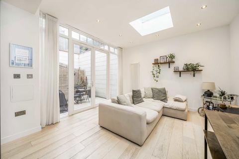 undefined, Ambleside Avenue, London SW16