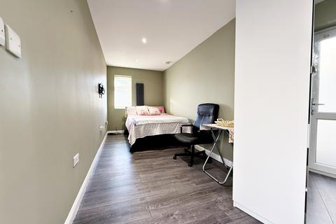 undefined, Vicarage Farm Road, Hounslow, TW5