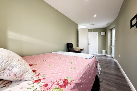 undefined, Vicarage Farm Road, Hounslow, TW5