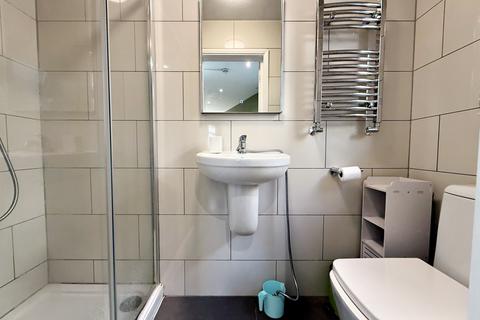 undefined, Vicarage Farm Road, Hounslow, TW5