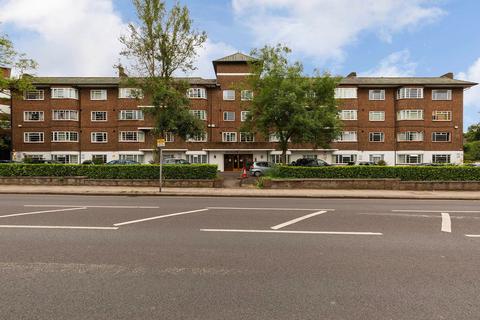 3 bedroom flat to rent, Willesden Lane, London NW6