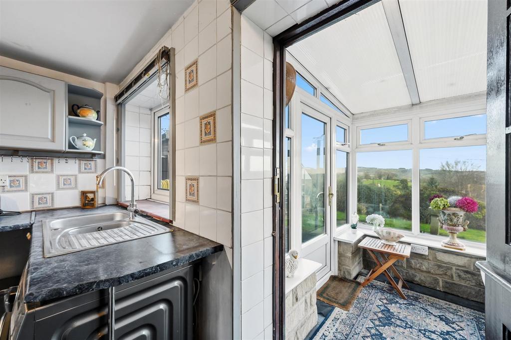 Conservatory and Kitchen.jpg