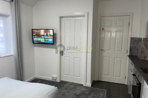 undefined, Leighton Street, Croydon, Surrey
