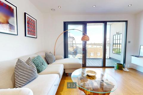 2 bedroom apartment for sale, The Broadway, Loughton IG10