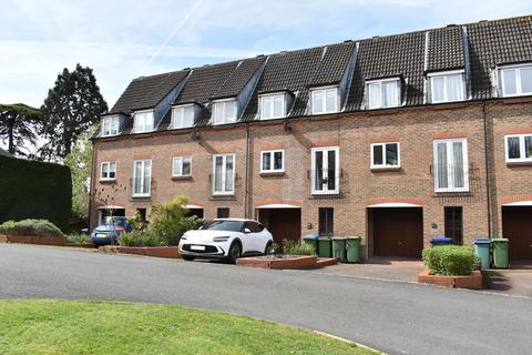 undefined, Beechcroft Manor, WEYBRIDGE, KT13