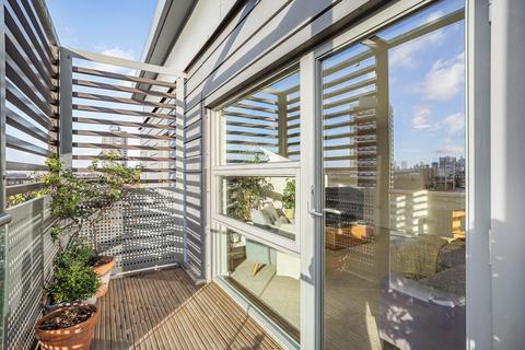 2 bedroom apartment to rent, Bayston Street, London, E3