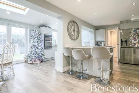 4 bedroom semi-detached house for sale, Springfields, Dunmow, CM6