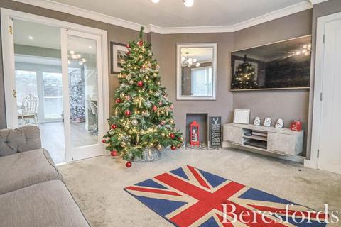 4 bedroom semi-detached house for sale, Springfields, Dunmow, CM6