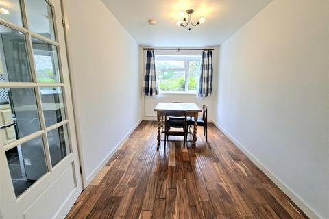 3 bedroom end of terrace house for sale, Kimberley Road, Sketty, Swansea
