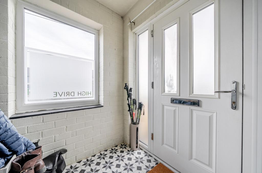 -6930041e9e0f1-l-1384861-19-692f15799a98c