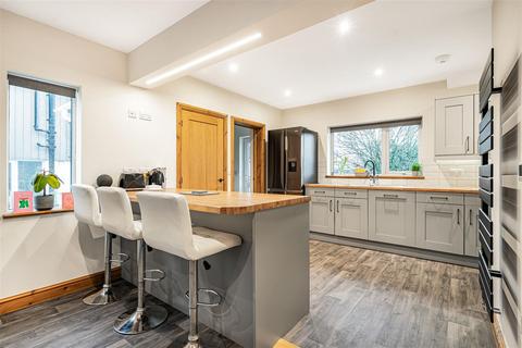undefined, Woburn Road, Launceston