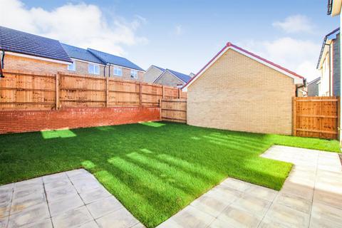 4 bedroom detached house for sale, Rutherford Crescent, Leighton Buzzard