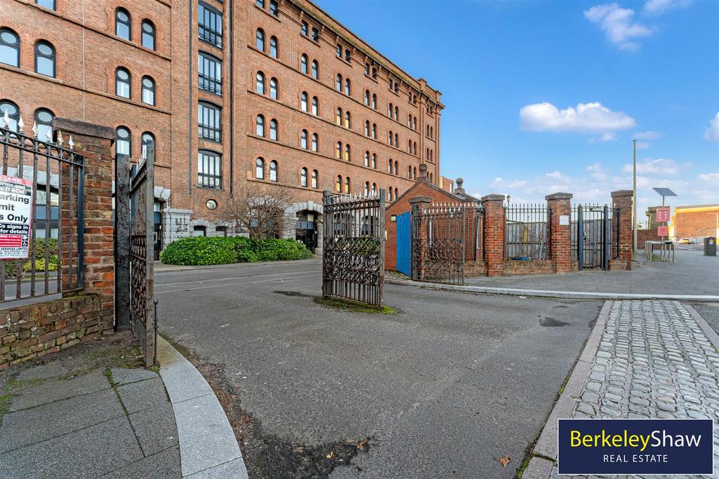 Waterloo Warehouse (4)