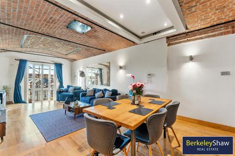 undefined, Waterloo Warehouse, Waterloo Road, Liverpool