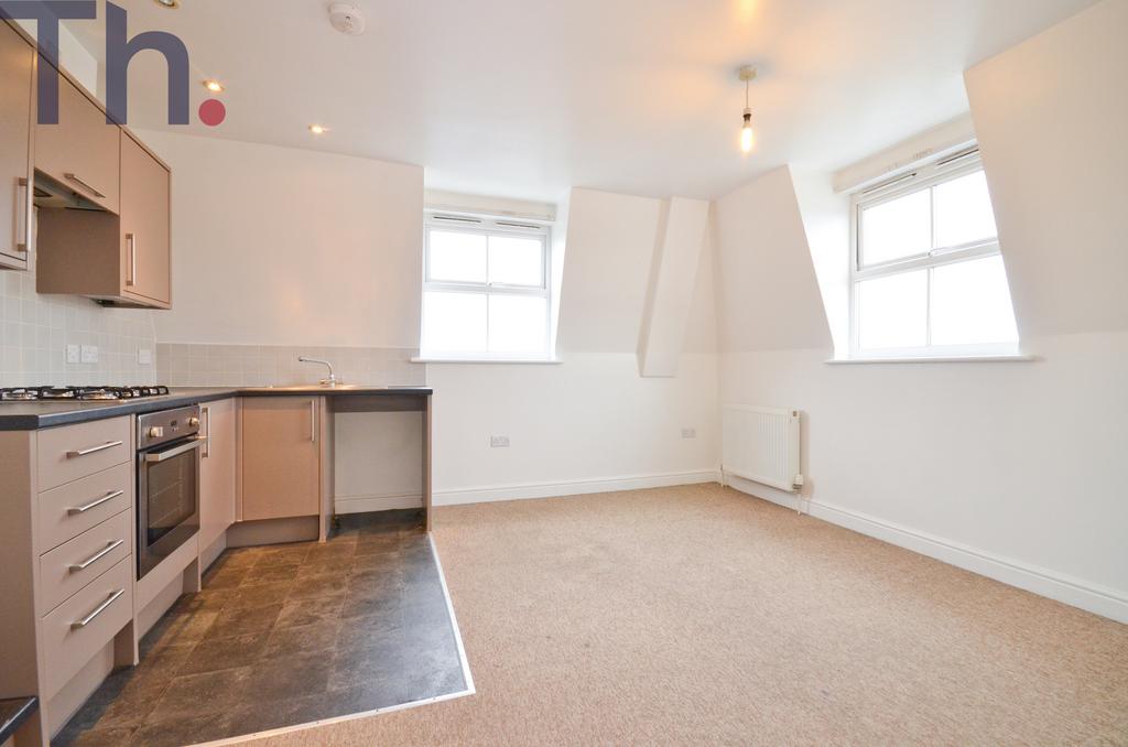 Kitchen-Dining Area - Newport - Isle of Wight Esta