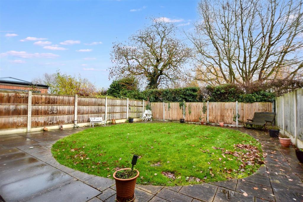 Garden 3.jpeg