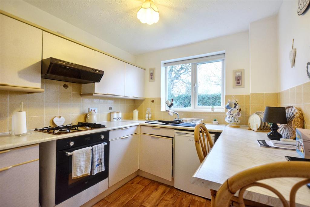 Kitchen 3.jpeg