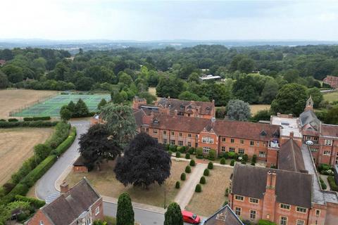 undefined, Abbey Gardens, Upper Woolhampton, Reading, Berkshire, RG7