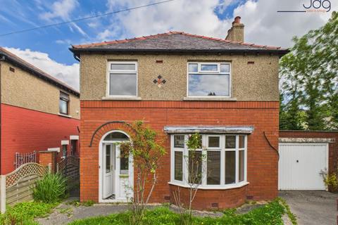 3 bedroom detached house to rent, Bowerham Road, Lancaster, LA1