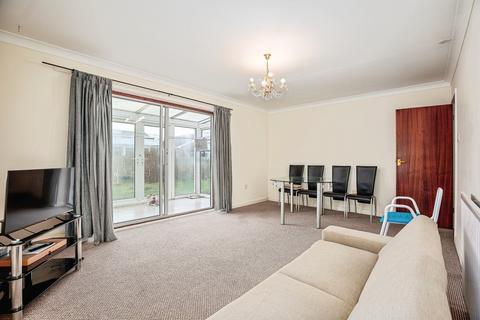 undefined, Plas Edwards, Tywyn LL36