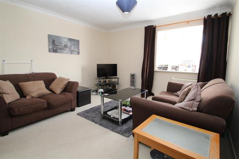 1 bedroom apartment to rent, Sovereign Court, High Wycombe HP13