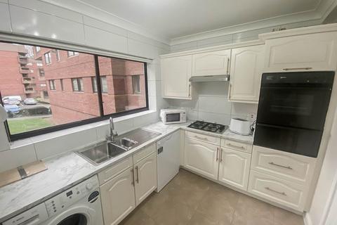 2 bedroom apartment to rent, Spencer Close, Finchley, London, N3