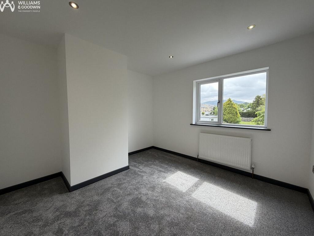 House in Talybont, Gwynedd - More