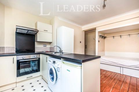 Studio to rent, Eastgate House, 223 High Street, Guildford, GU1