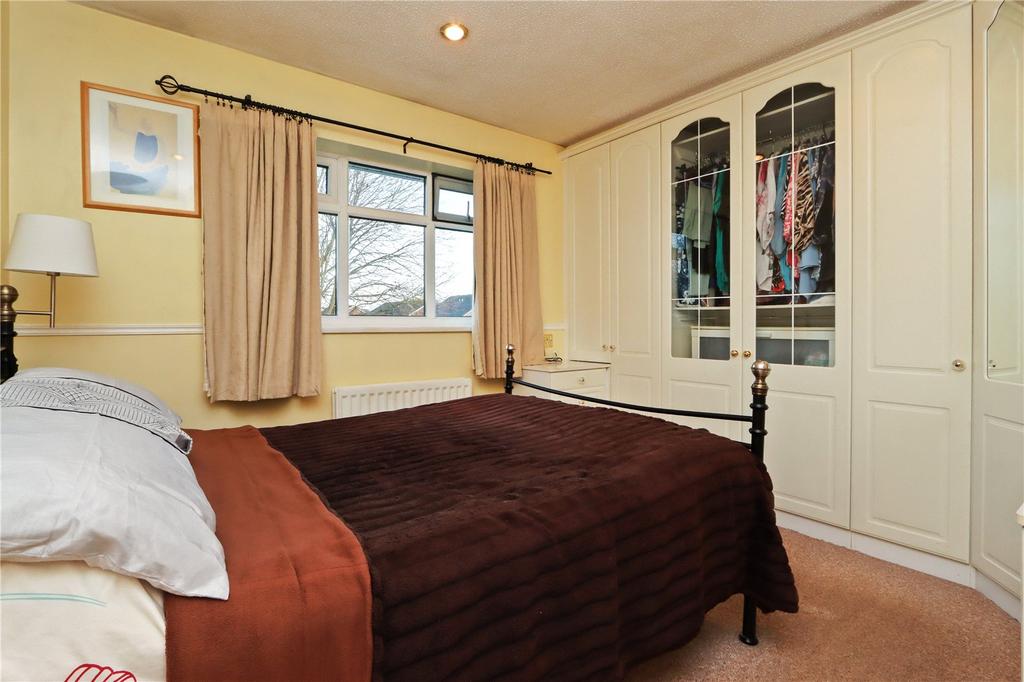 Bedroom 1 Pic 1