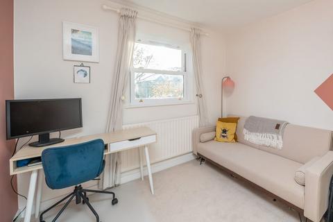 undefined, Amyand Park Road, St Margarets TW1