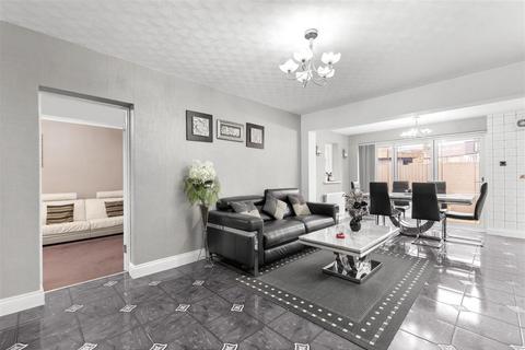 undefined, South Park Drive, Ilford