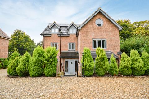 5 bedroom house to rent, Dereham