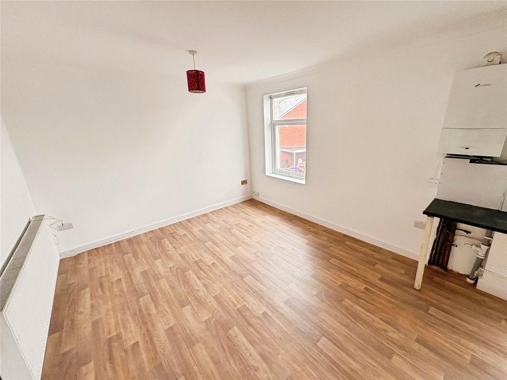 Living Room/Kitchen
