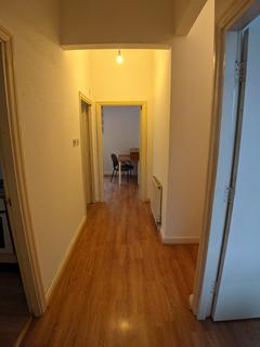 2 bedroom flat to rent, Mitford Road, Manchester M14