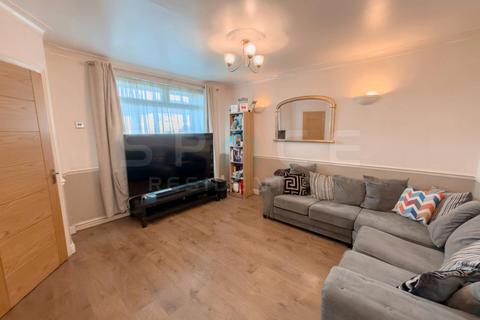undefined, 4 Bedroom family home in Rossington Avenue, Borehamwood