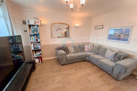 undefined, 4 Bedroom family home in Rossington Avenue, Borehamwood