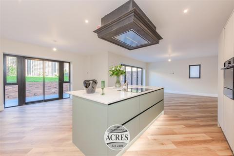 undefined, Lichfield Road, Four Oaks