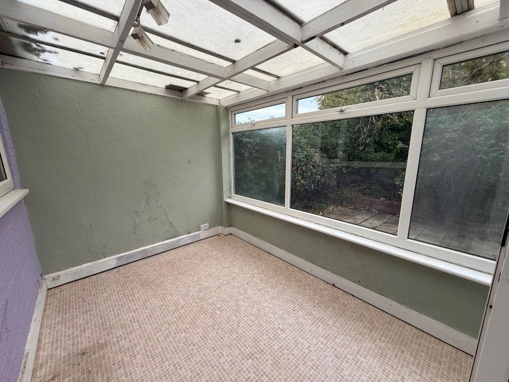 Internal 11 Medium T202511061138.jpg